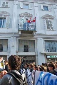 Nella foto - Laboratorio Sociale Alessandria