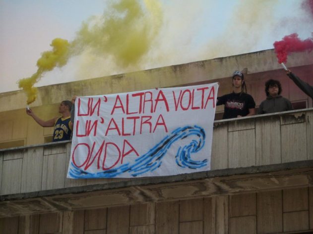 Nella foto - Laboratorio Sociale Alessandria