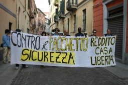 Nella foto - Laboratorio Sociale Alessandria