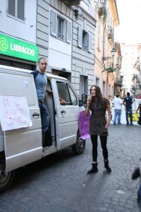 Nella foto - Laboratorio Sociale Alessandria