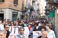 Nella foto - Laboratorio Sociale Alessandria