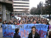 Nella foto - Laboratorio Sociale Alessandria