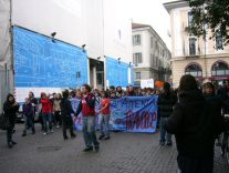 Nella foto - Laboratorio Sociale Alessandria