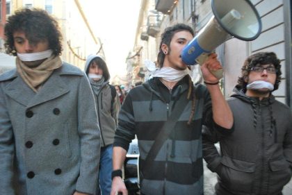 Nella foto - Laboratorio Sociale Alessandria