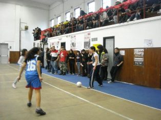 Nella foto - Laboratorio Sociale Alessandria