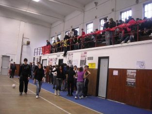 Nella foto - Laboratorio Sociale Alessandria