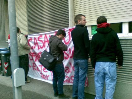 Nella foto - Laboratorio Sociale Alessandria