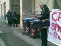 Nella foto - Laboratorio Sociale Alessandria