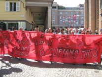 Nella foto - Laboratorio Sociale Alessandria