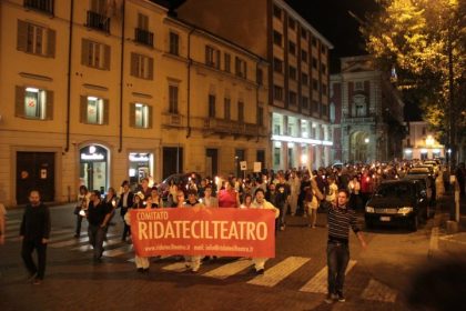 Nella foto - Laboratorio Sociale Alessandria