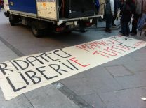 Nella foto - Laboratorio Sociale Alessandria