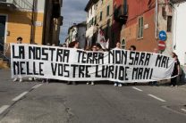 Nella foto - Laboratorio Sociale Alessandria