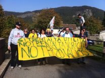 Nella foto - Laboratorio Sociale Alessandria