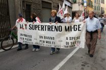 Nella foto - Laboratorio Sociale Alessandria