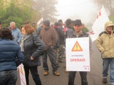 Nella foto - Laboratorio Sociale Alessandria