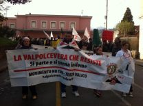 Nella foto - Laboratorio Sociale Alessandria