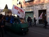 Nella foto - Laboratorio Sociale Alessandria