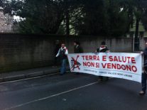 Nella foto - Laboratorio Sociale Alessandria