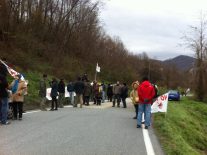 Nella foto - Laboratorio Sociale Alessandria