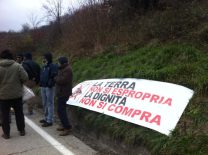 Nella foto - Laboratorio Sociale Alessandria
