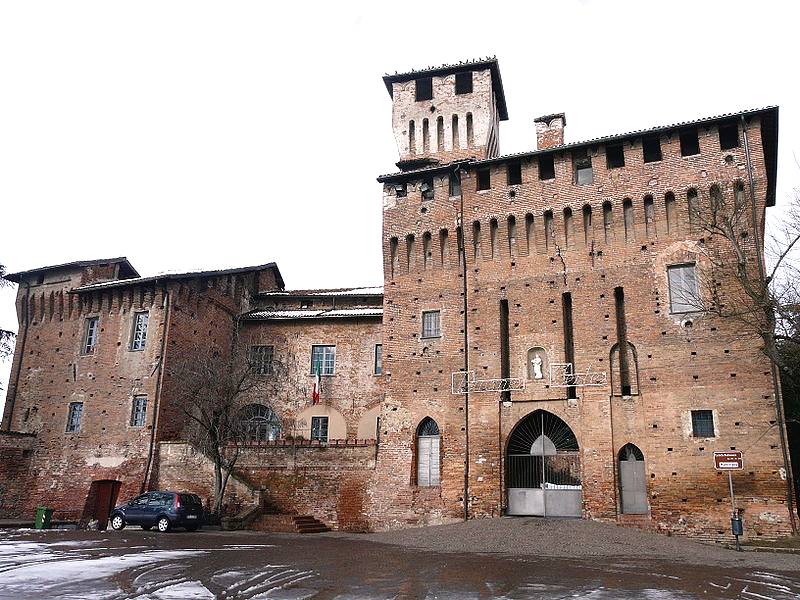 Nella foto - Laboratorio Sociale Alessandria