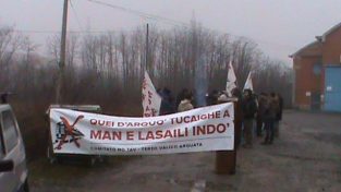 Nella foto - Laboratorio Sociale Alessandria