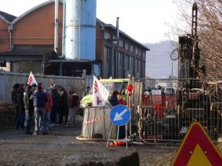 Nella foto - Laboratorio Sociale Alessandria