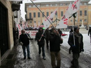 Nella foto - Laboratorio Sociale Alessandria