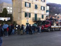 Nella foto - Laboratorio Sociale Alessandria