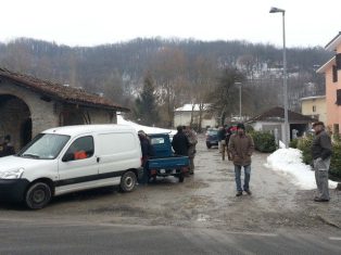 Nella foto - Laboratorio Sociale Alessandria