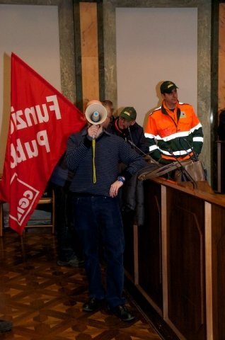 Nella foto - Laboratorio Sociale Alessandria