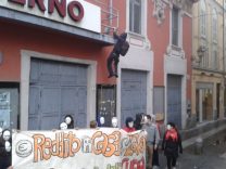 Nella foto - Laboratorio Sociale Alessandria