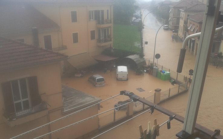 Gli sciacalli del Cociv mandano espropri a Novi e Arquata dopo l'alluvione 1 - Laboratorio Sociale Alessandria Nella foto - Laboratorio Sociale Alessandria