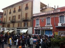 Nella foto - Laboratorio Sociale Alessandria