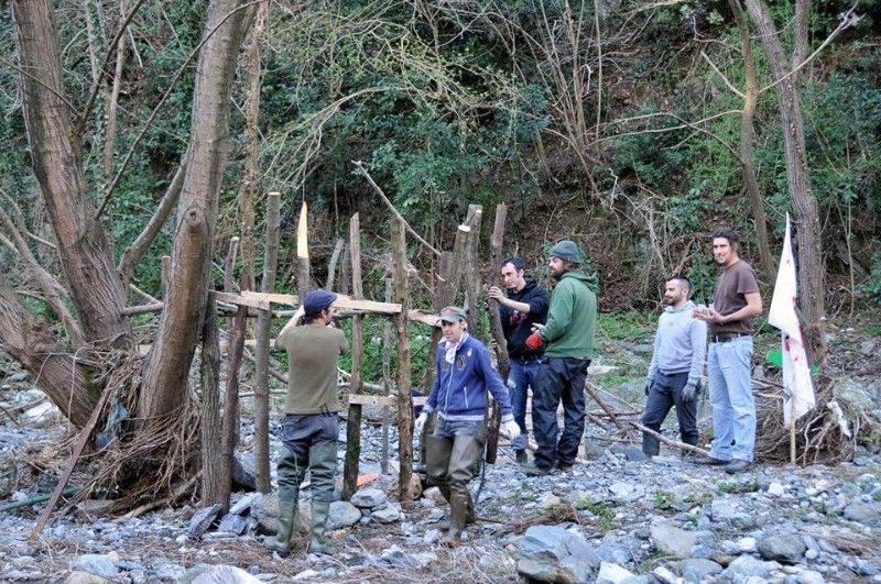 Nella foto - Laboratorio Sociale Alessandria