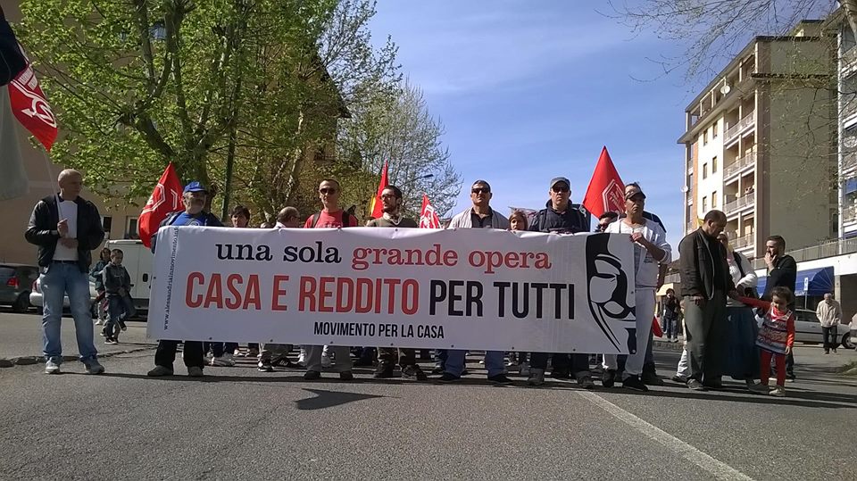 Nella foto - Laboratorio Sociale Alessandria