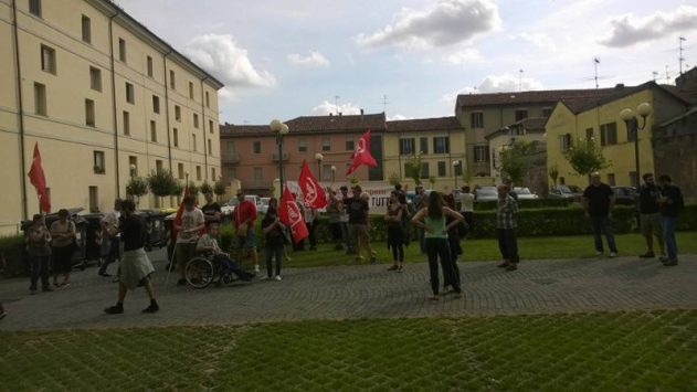 Nella foto - Laboratorio Sociale Alessandria