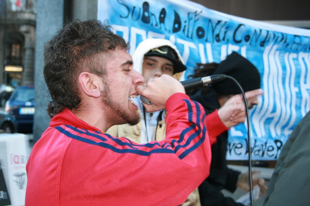 Nella foto - Laboratorio Sociale Alessandria