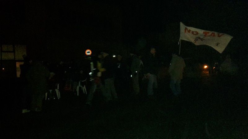 No Tav: notte di presidio a Moriassi per bloccare la talpa 1 - Laboratorio Sociale Alessandria Nella foto - Laboratorio Sociale Alessandria