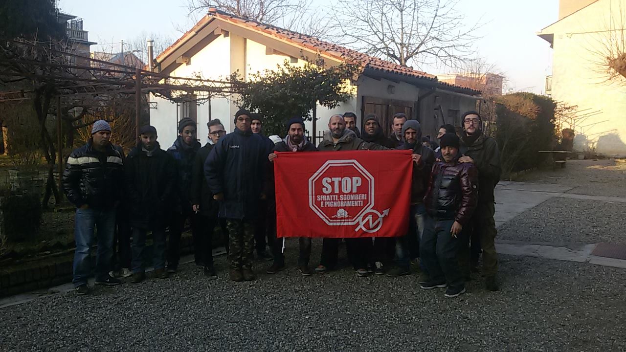 Nella foto - Laboratorio Sociale Alessandria