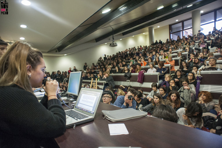 Nella foto - Laboratorio Sociale Alessandria