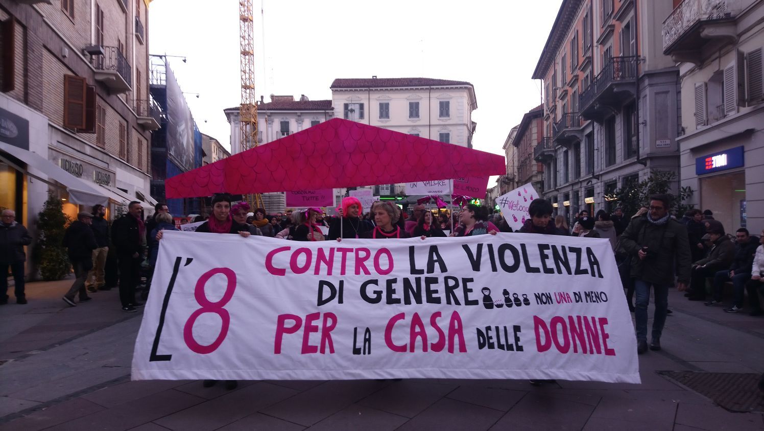 L’8 marzo contro la violenza di genere, per una casa delle donne