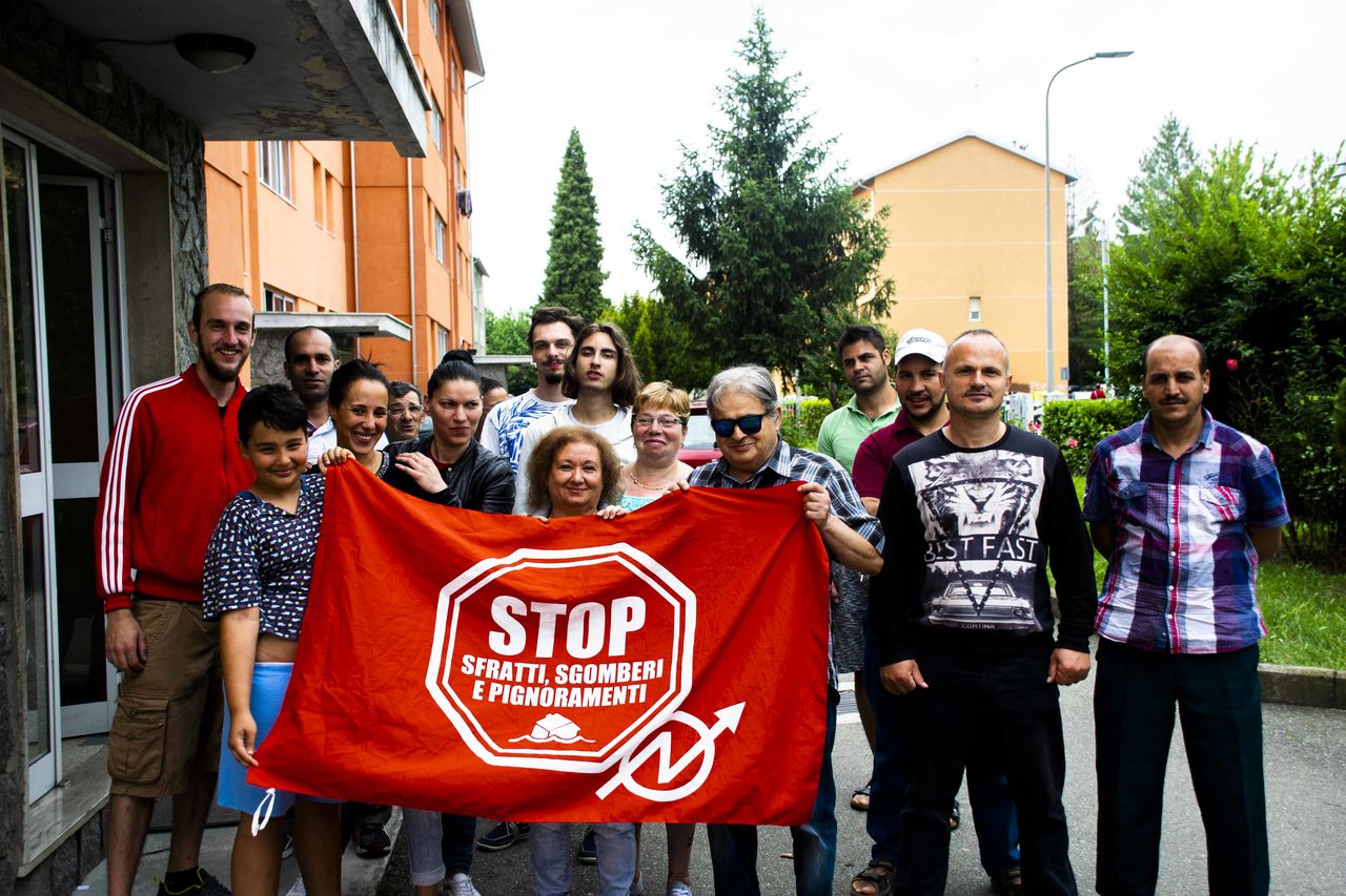 Nella foto - Laboratorio Sociale Alessandria