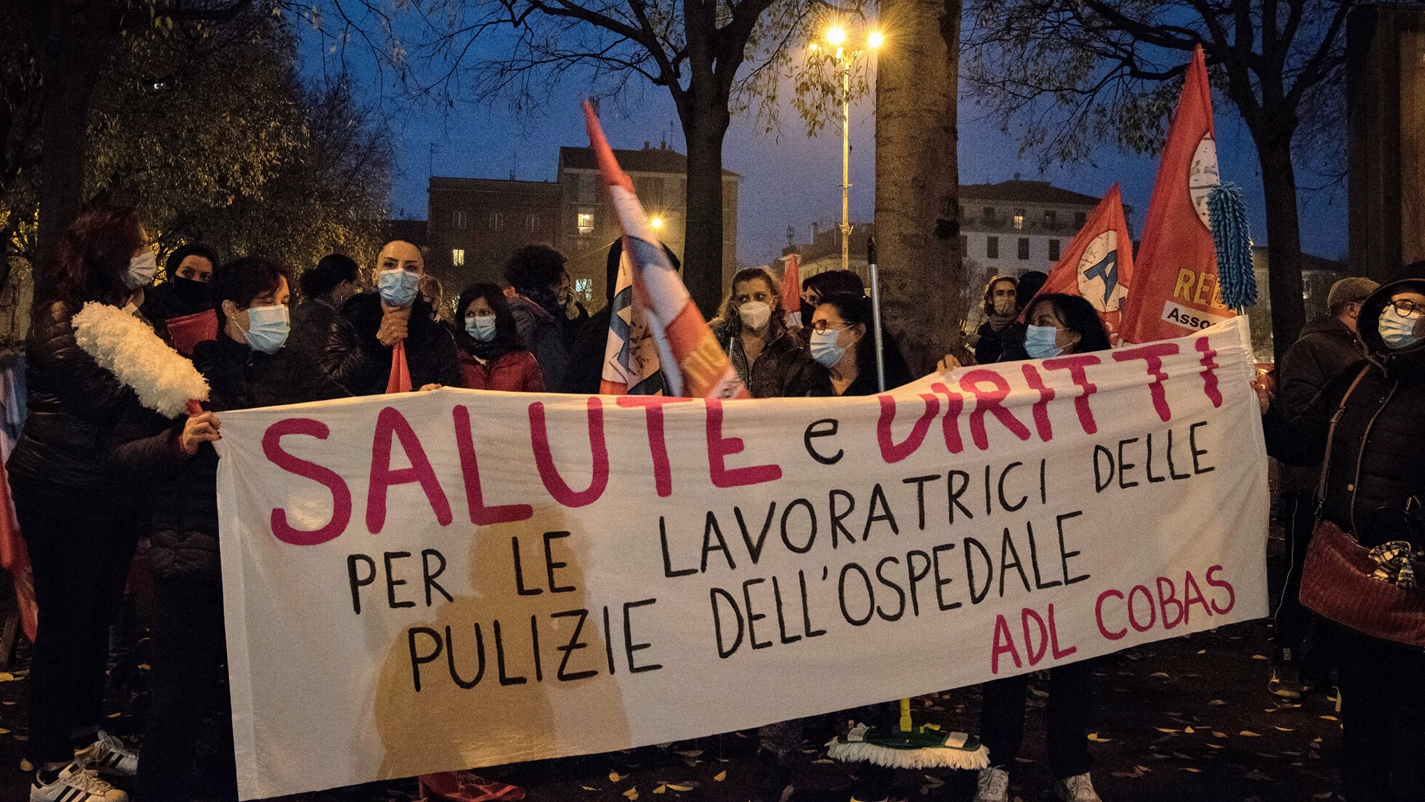 Nella foto - Laboratorio Sociale Alessandria